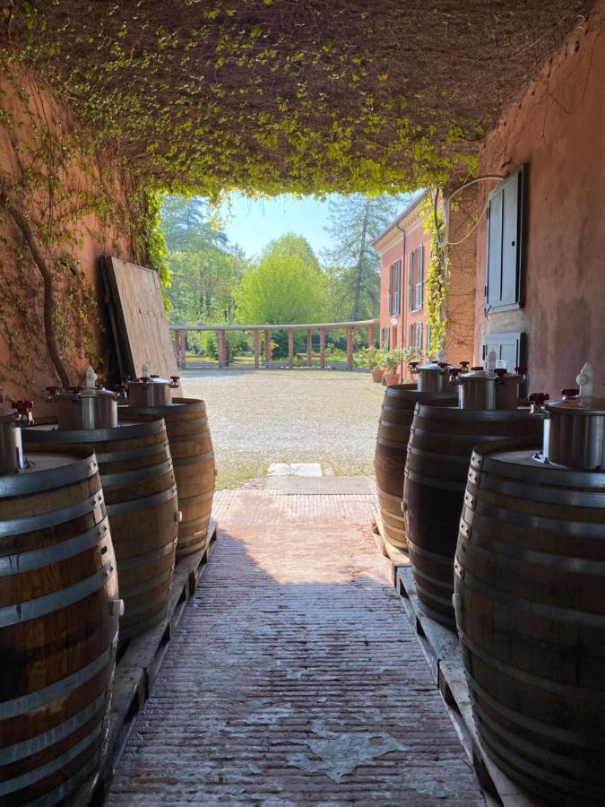 Tenuta Pizzone Wine Resort Rivanazzano Terme Exterior foto